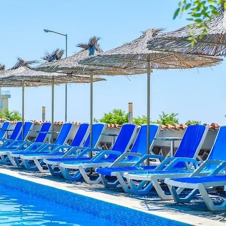 Vemara Club - 3*