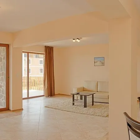 Vemara Club And - Free Parking And Free Access Hotel Byala (Varna)