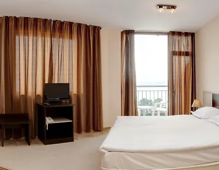 Vemara Club And - Free Parking And Free Access 3* Byala (Varna)