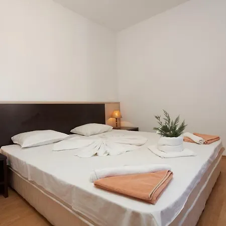 Vemara Club And - Free Parking And Free Access Byala (Varna)