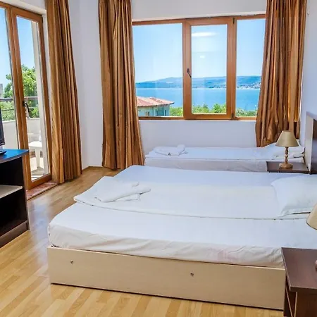 Vemara Club And - Free Parking And Free Access 3* Byala (Varna)